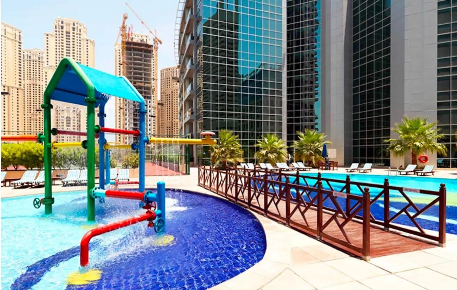 Fully Upgraded Luxurious One Bedroom Between Marina And Jbr Dubai