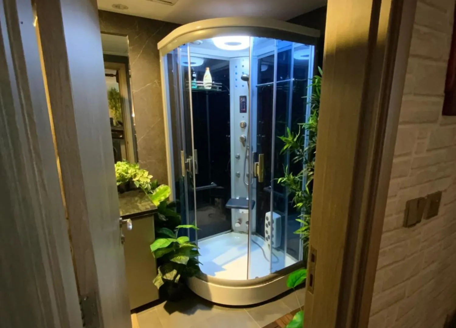 Apartment Fully Upgraded Luxurious One Bedroom Between Marina And Jbr Dubai