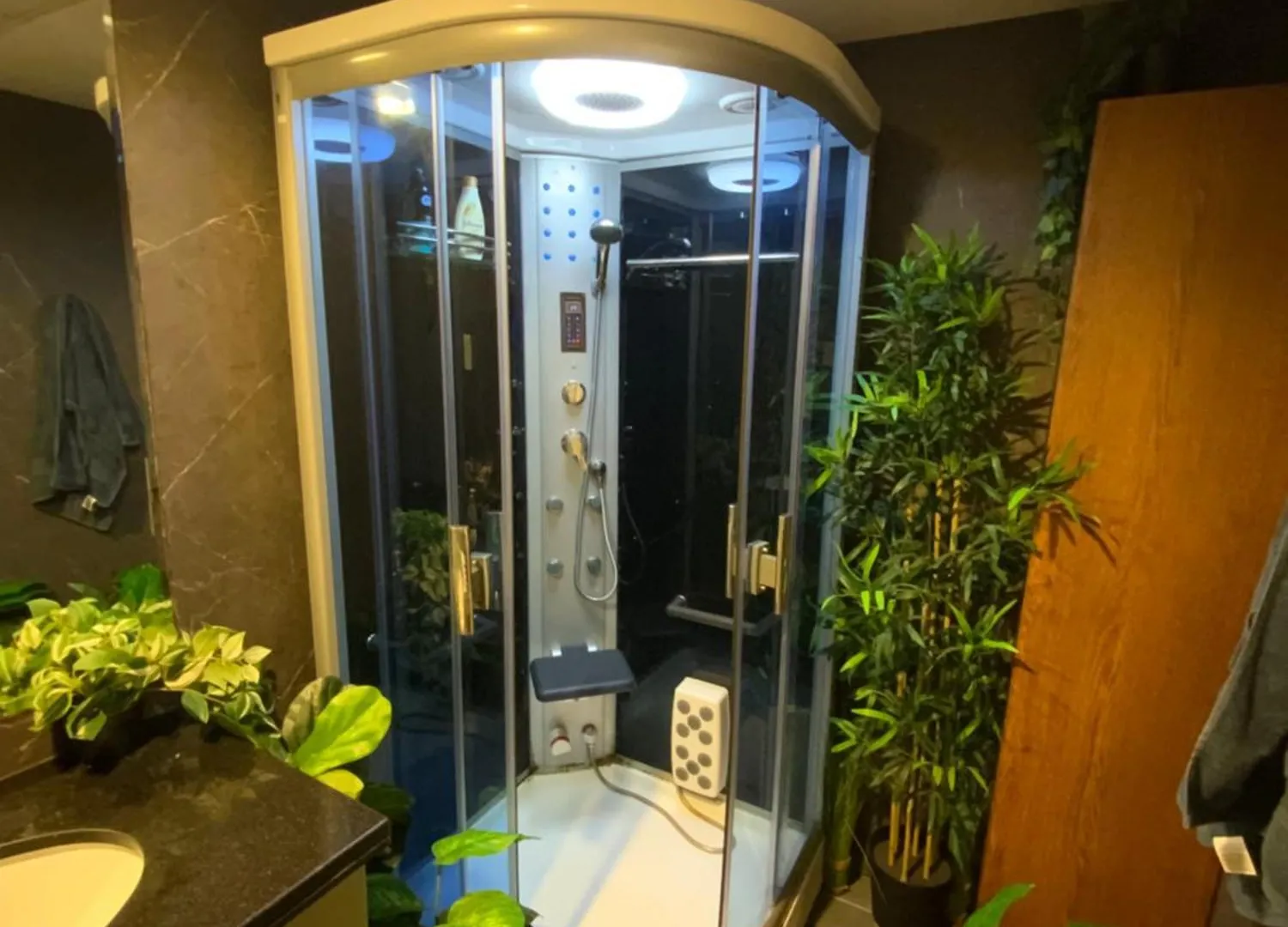 Fully Upgraded Luxurious One Bedroom Between Marina And Jbr Dubai 0*,  United Arab Emirates