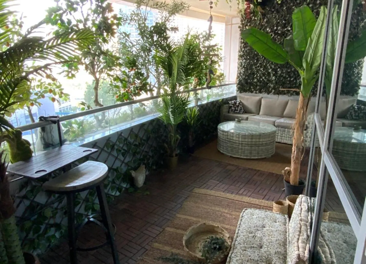 Fully Upgraded Luxurious One Bedroom Between Marina And Jbr location